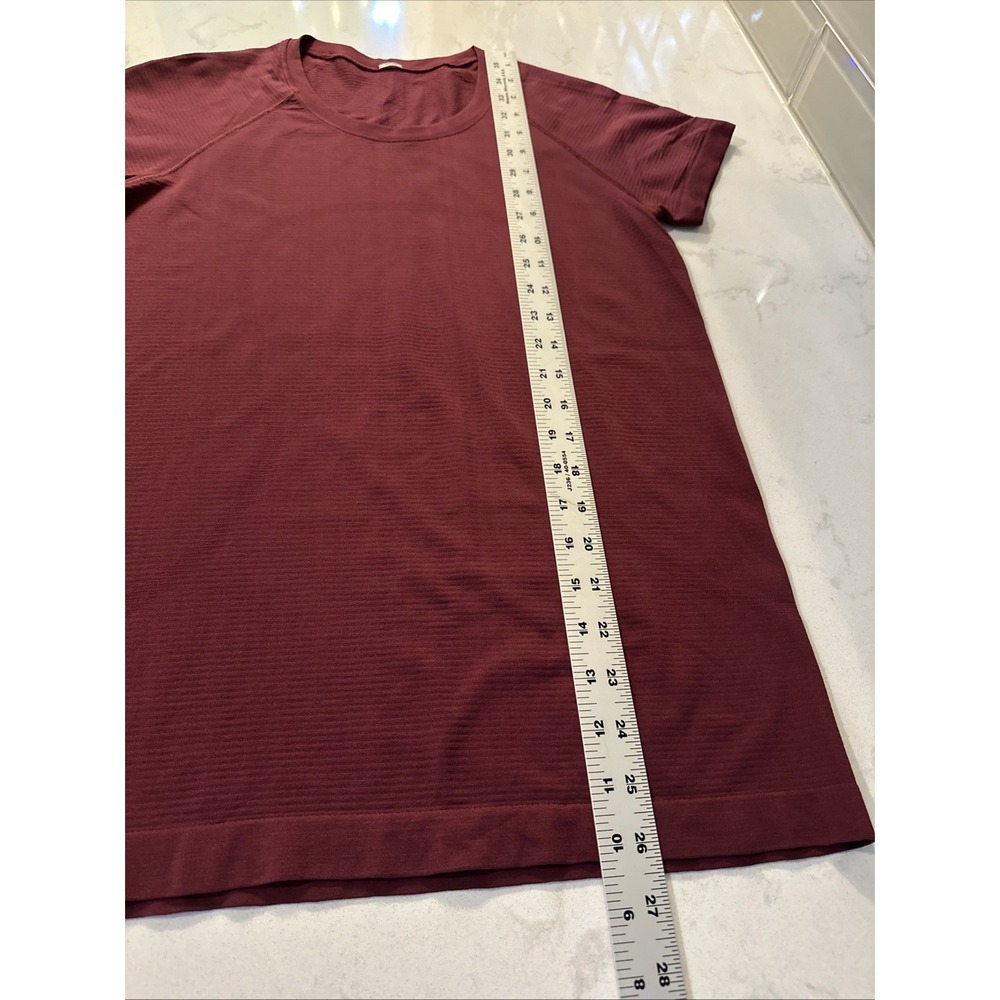 Lululemon Swiftly Tech Short-Sleeve Shirt 2.0 Hip Length Size 8 Burgundy Bay - Picture 7 of 10